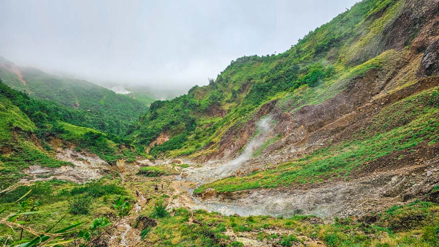 viajar a dominica desde españa