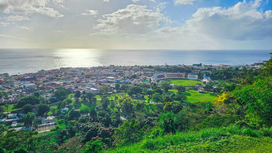 como viajar a dominica